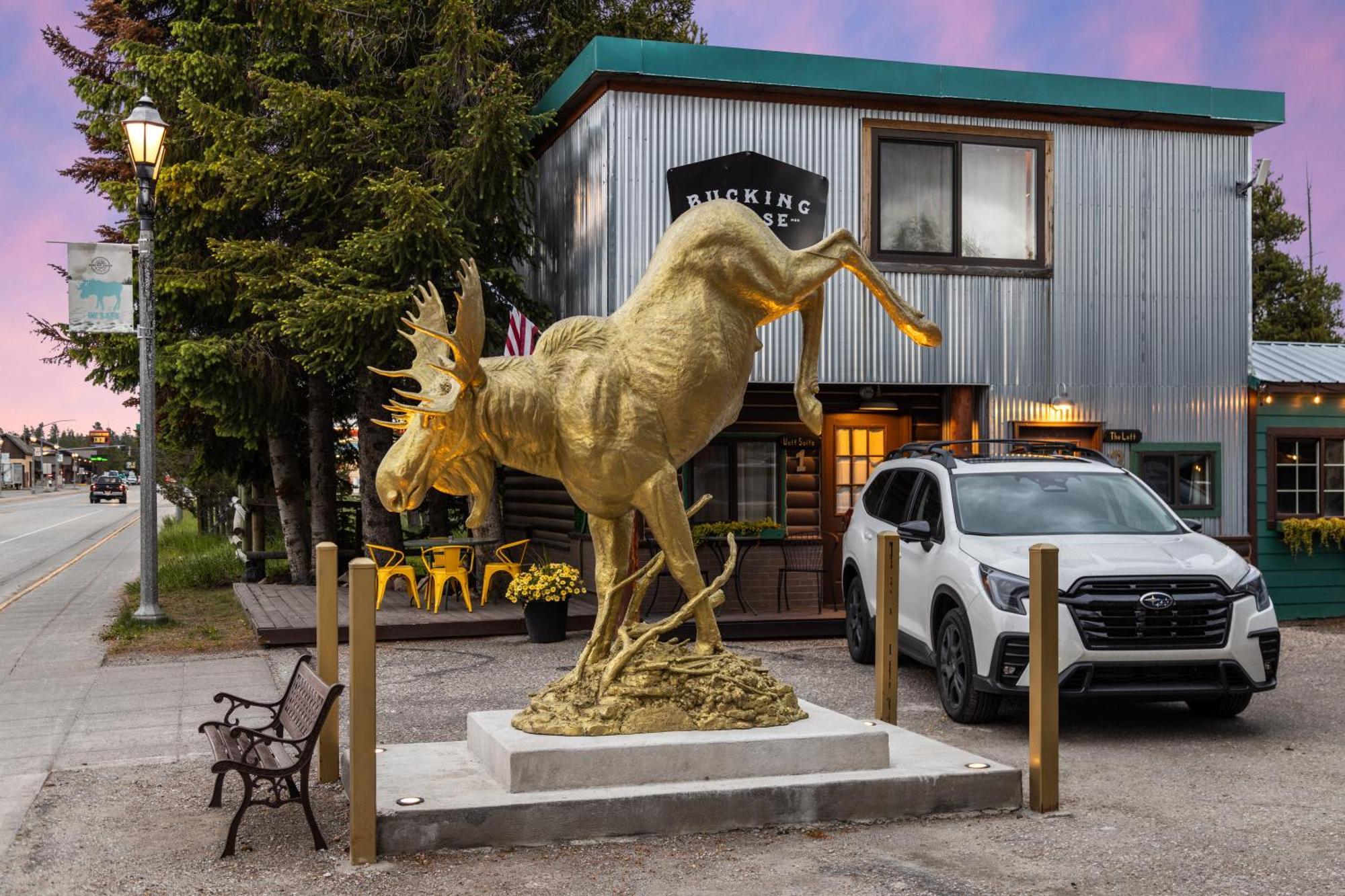 The Bucking Moose Ξενοδοχείο West Yellowstone Εξωτερικό φωτογραφία