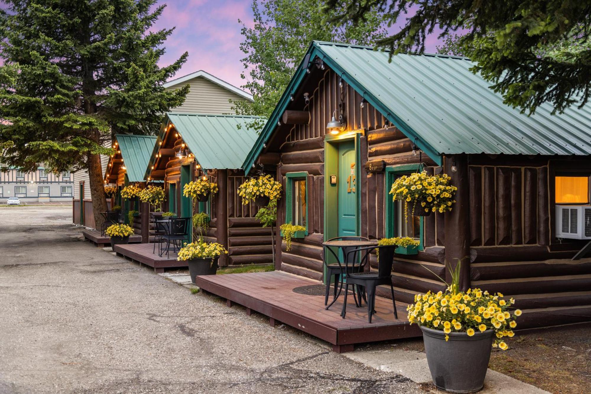 The Bucking Moose Ξενοδοχείο West Yellowstone Εξωτερικό φωτογραφία