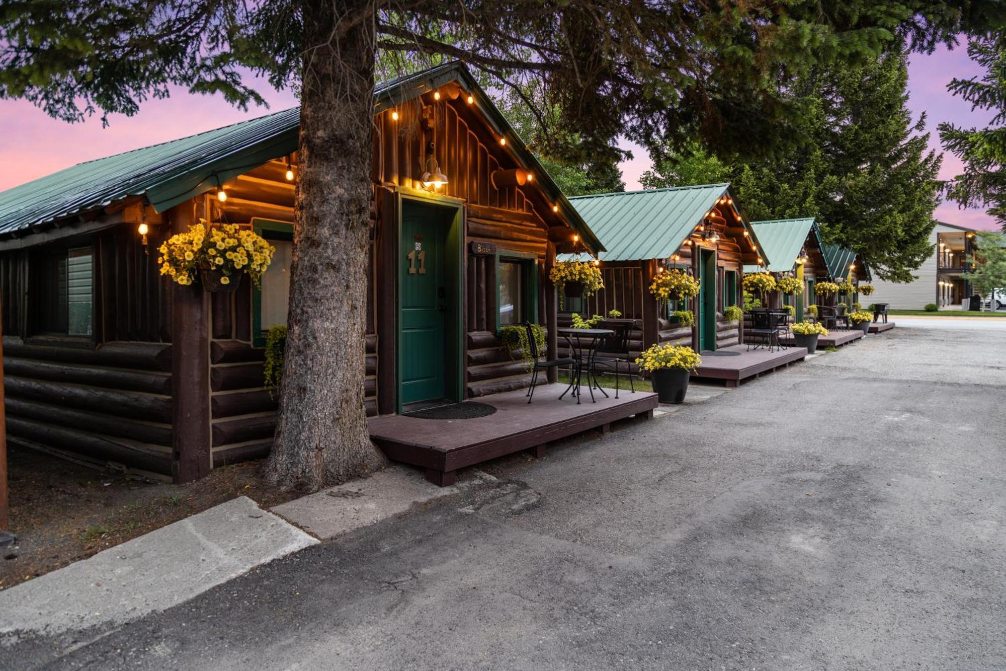 The Bucking Moose Ξενοδοχείο West Yellowstone Εξωτερικό φωτογραφία