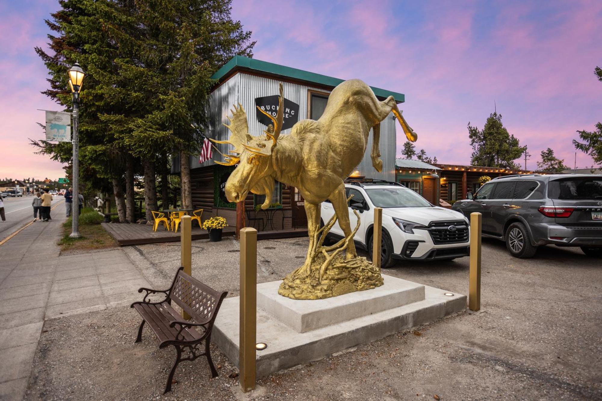 The Bucking Moose Ξενοδοχείο West Yellowstone Εξωτερικό φωτογραφία
