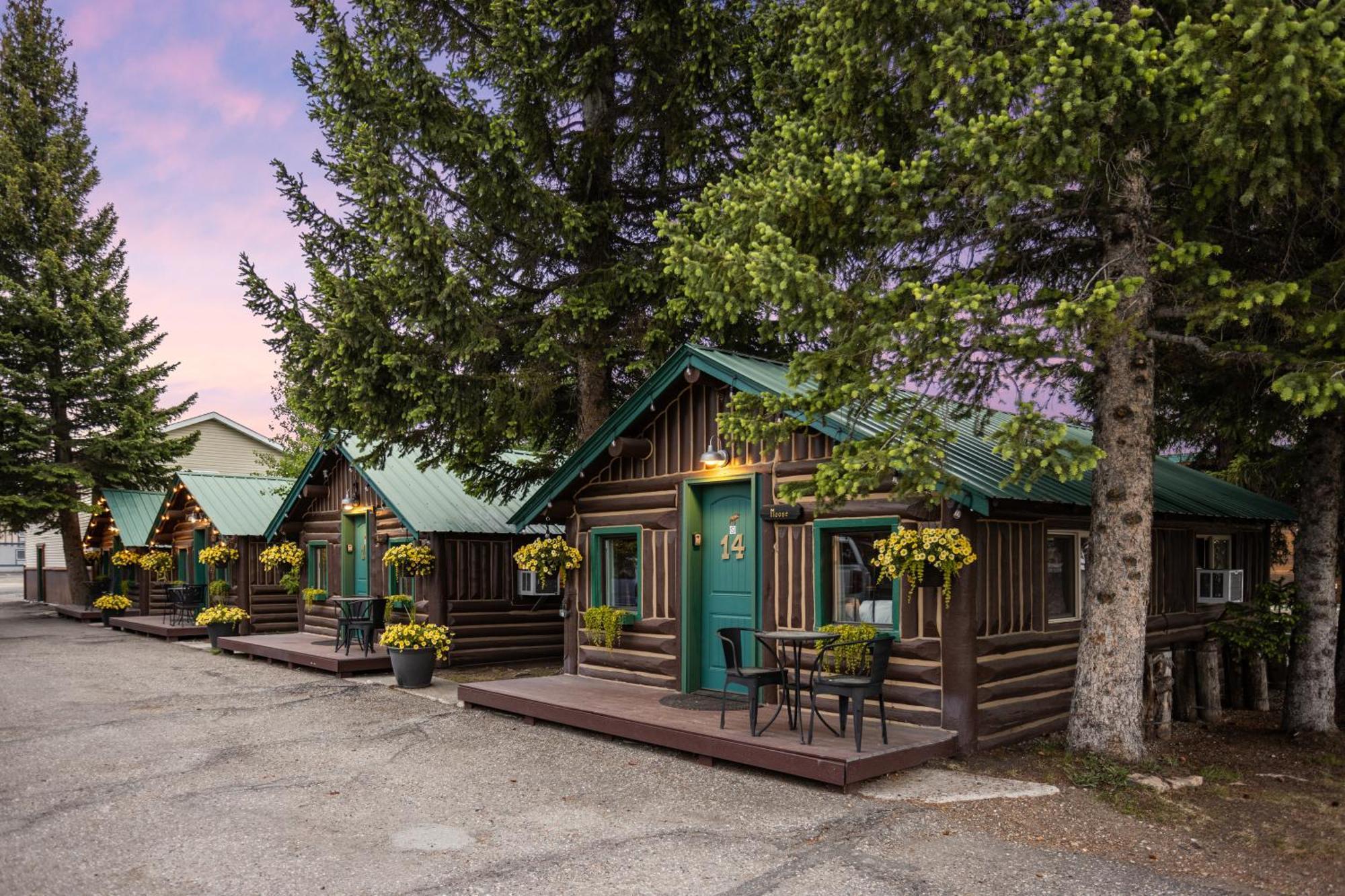 The Bucking Moose Ξενοδοχείο West Yellowstone Εξωτερικό φωτογραφία