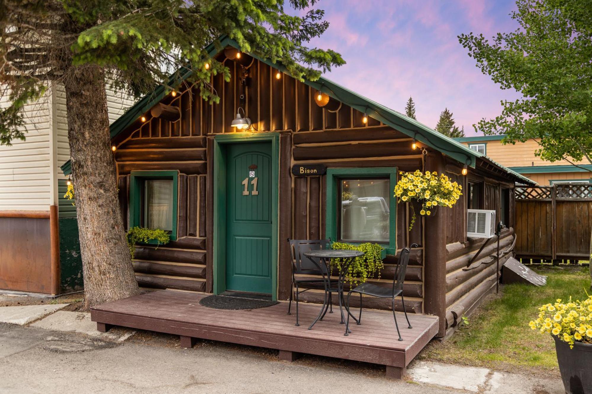 The Bucking Moose Ξενοδοχείο West Yellowstone Εξωτερικό φωτογραφία